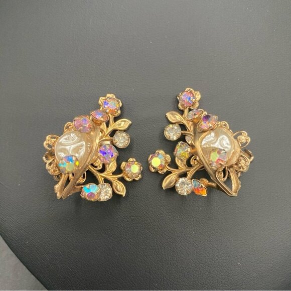 Gorgeous Baroque Style AB Crystal and Faux Pearl Vintage Clip On Earrings - Picture 4 of 11
